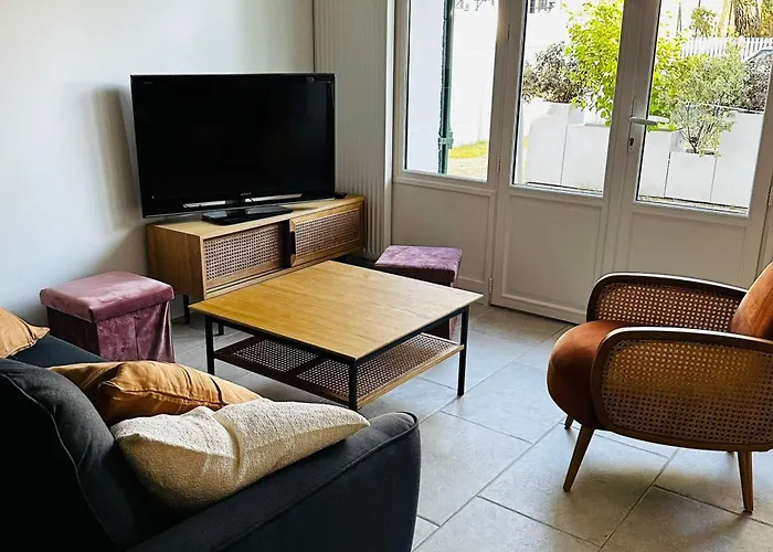 Cocon Spacieux Avec Jardin Proche De La